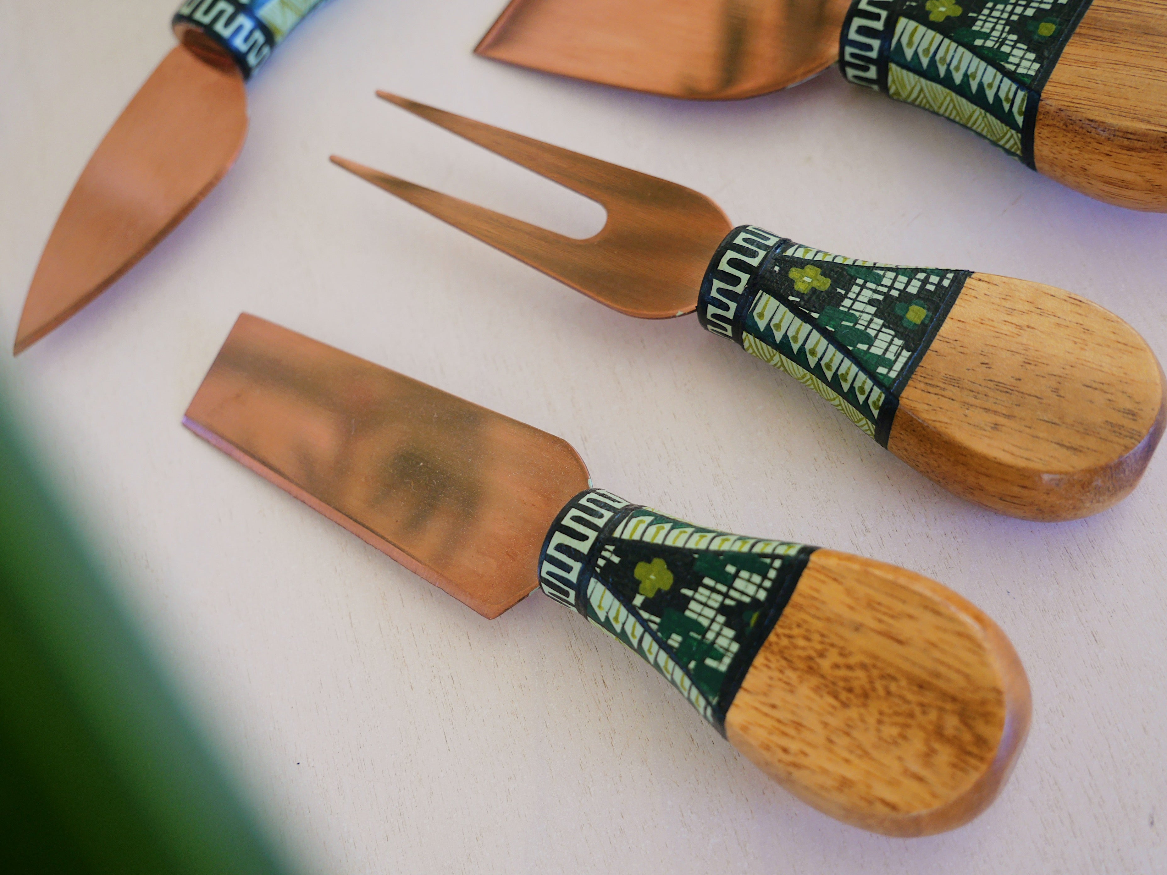 Mayan Walnut Utensil Set