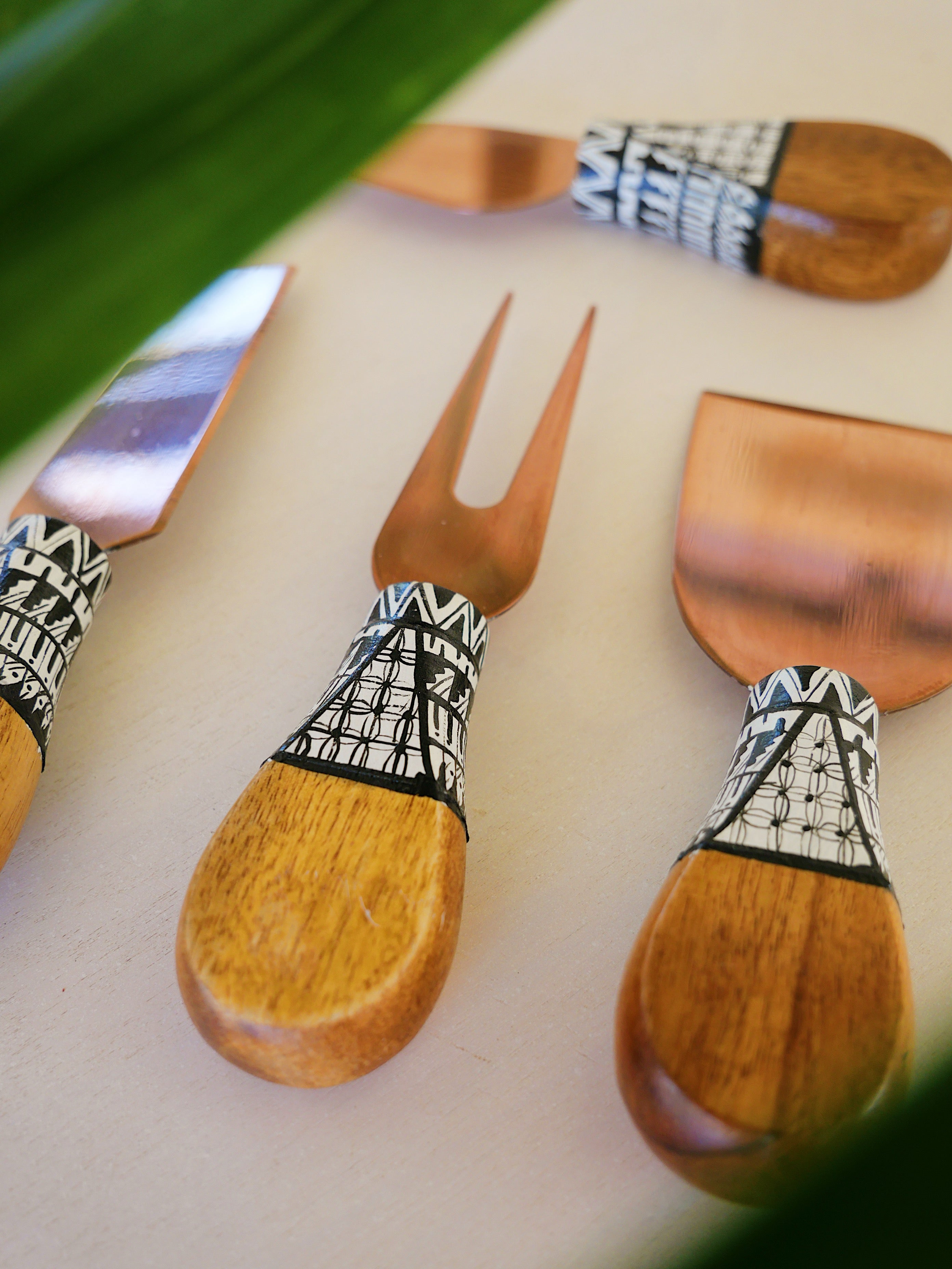 Mayan Walnut Utensil Set