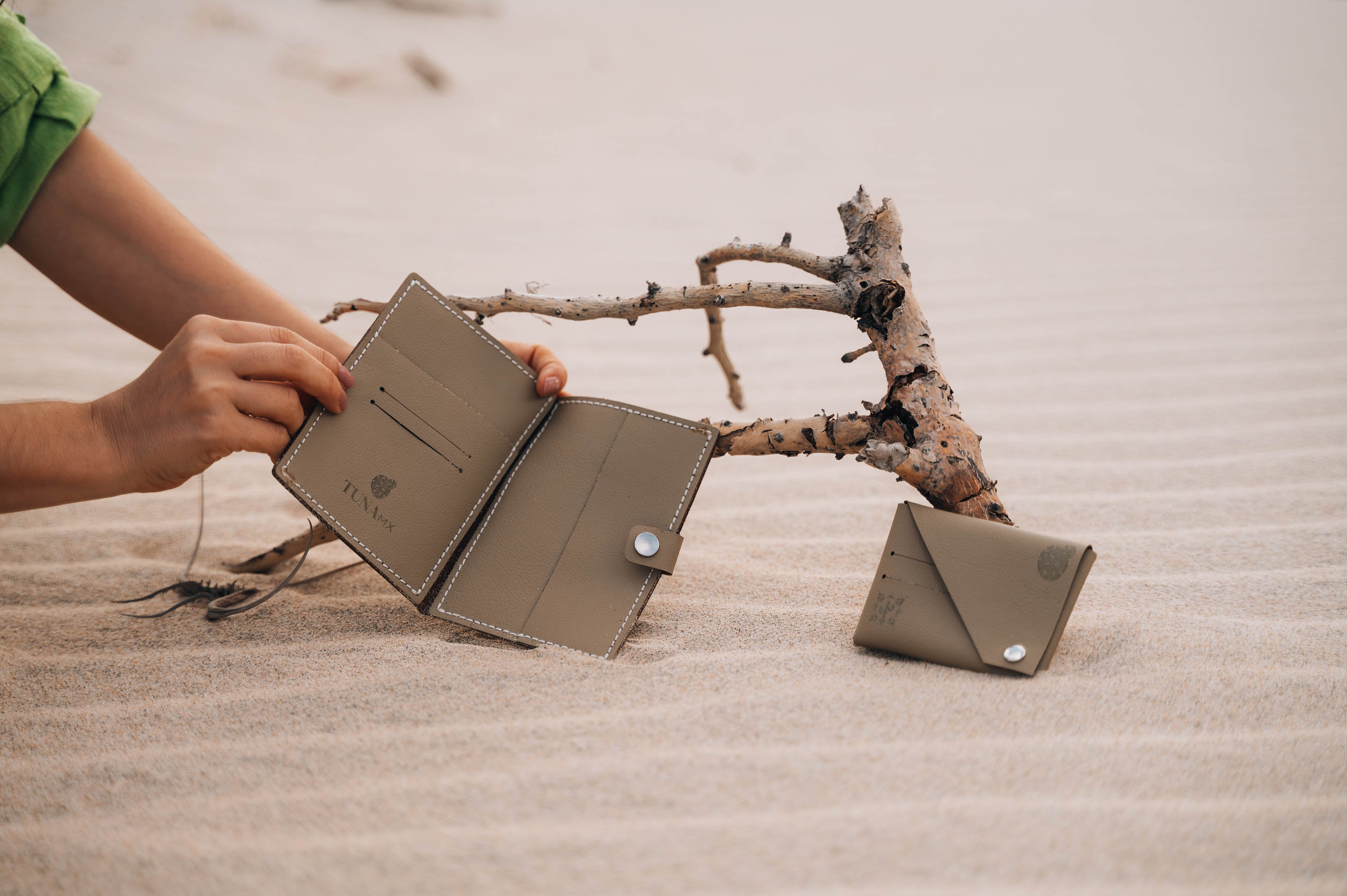 Cactus Leather Cardholder