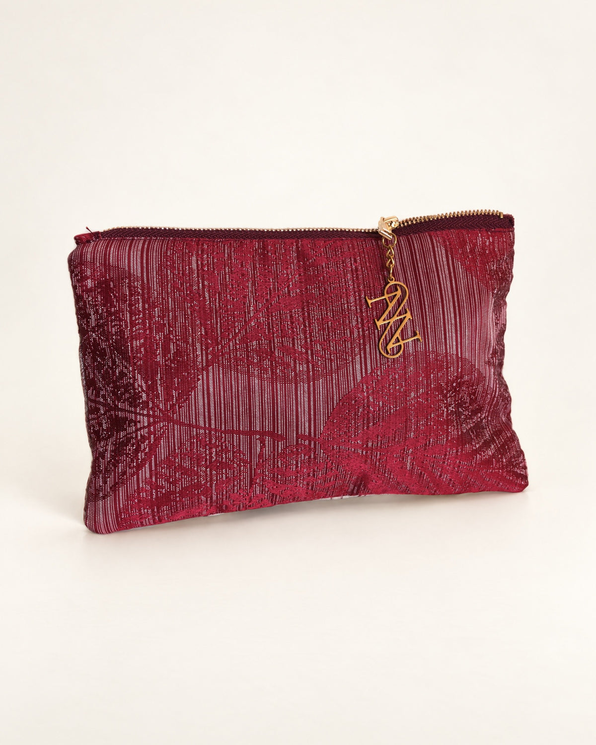 Camelia pouch Burgundy by Anne Sidora, back in leafy burgundy fabric