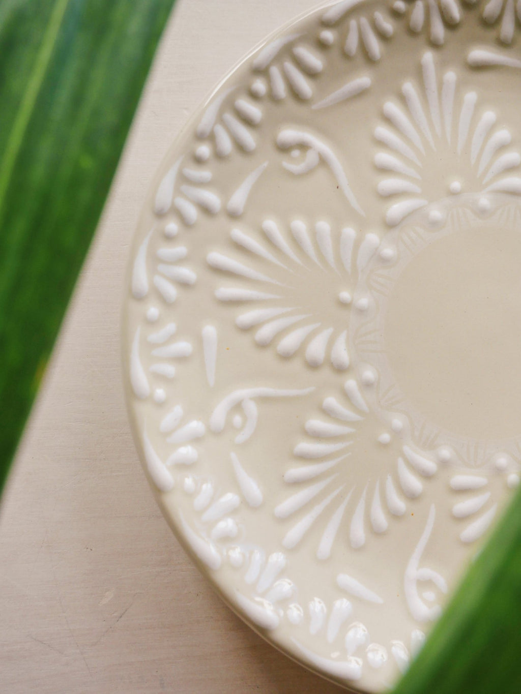 Talavera White Plate - Anne Sidora Unique Poetic gift boutique in Los Cabos