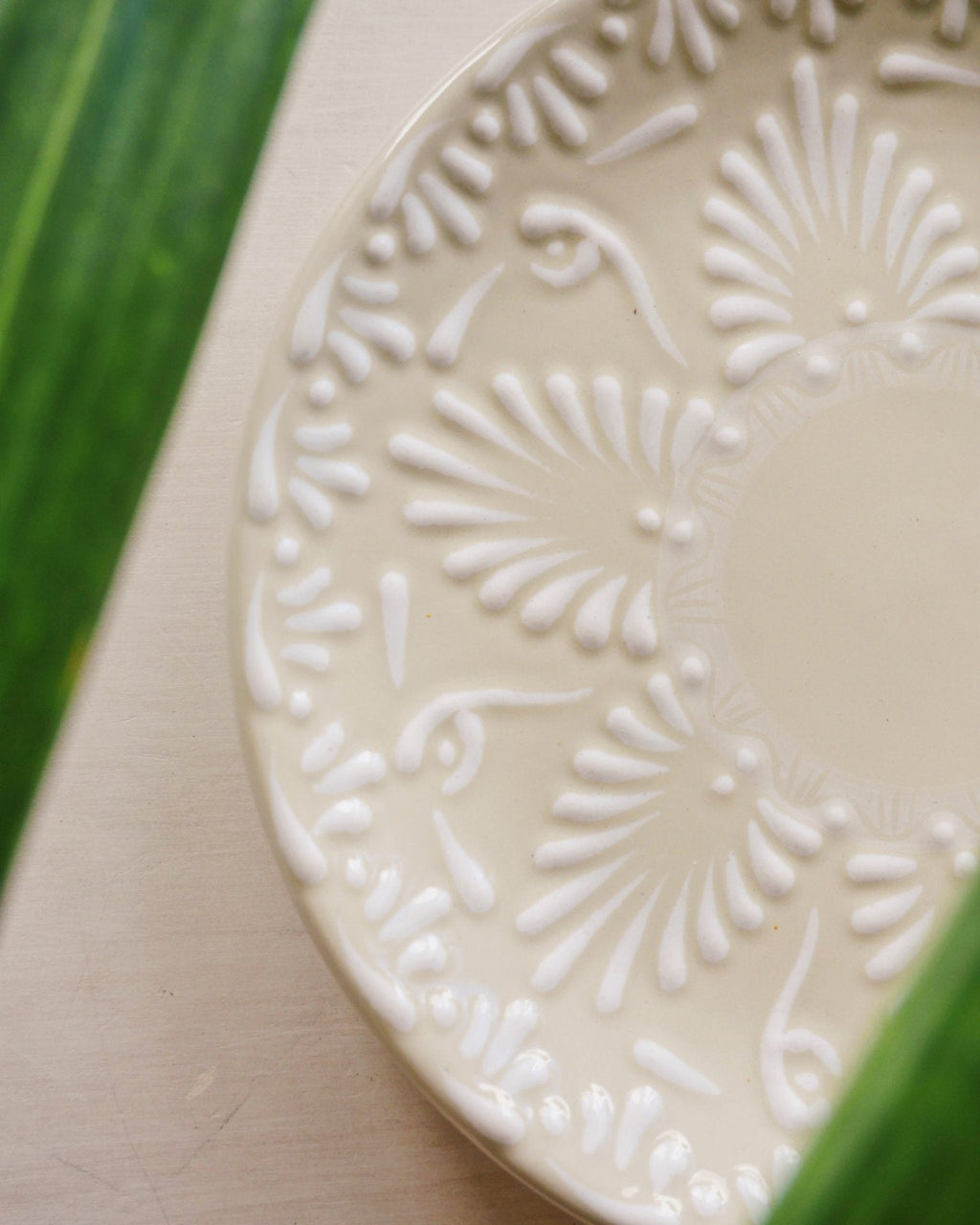 Talavera White Plate - Anne Sidora Unique Poetic gift boutique in Los Cabos
