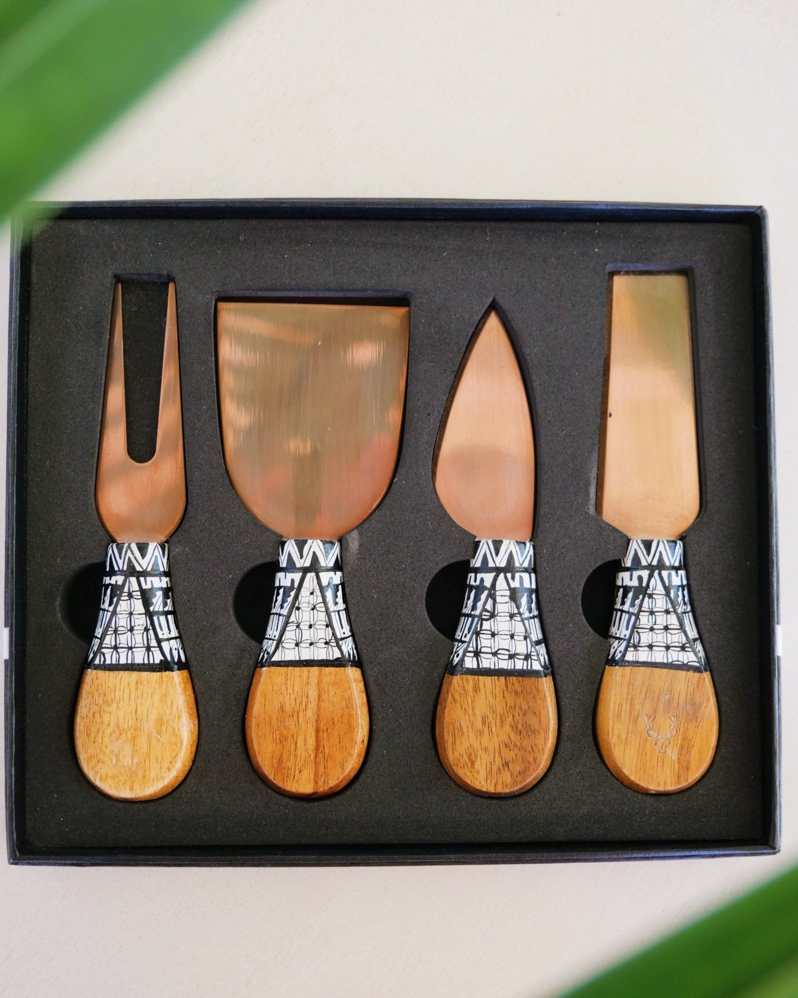 Utensil Set in Mayan Walnut - Anne Sidora Unique Poetic gift boutique in Los Cabos