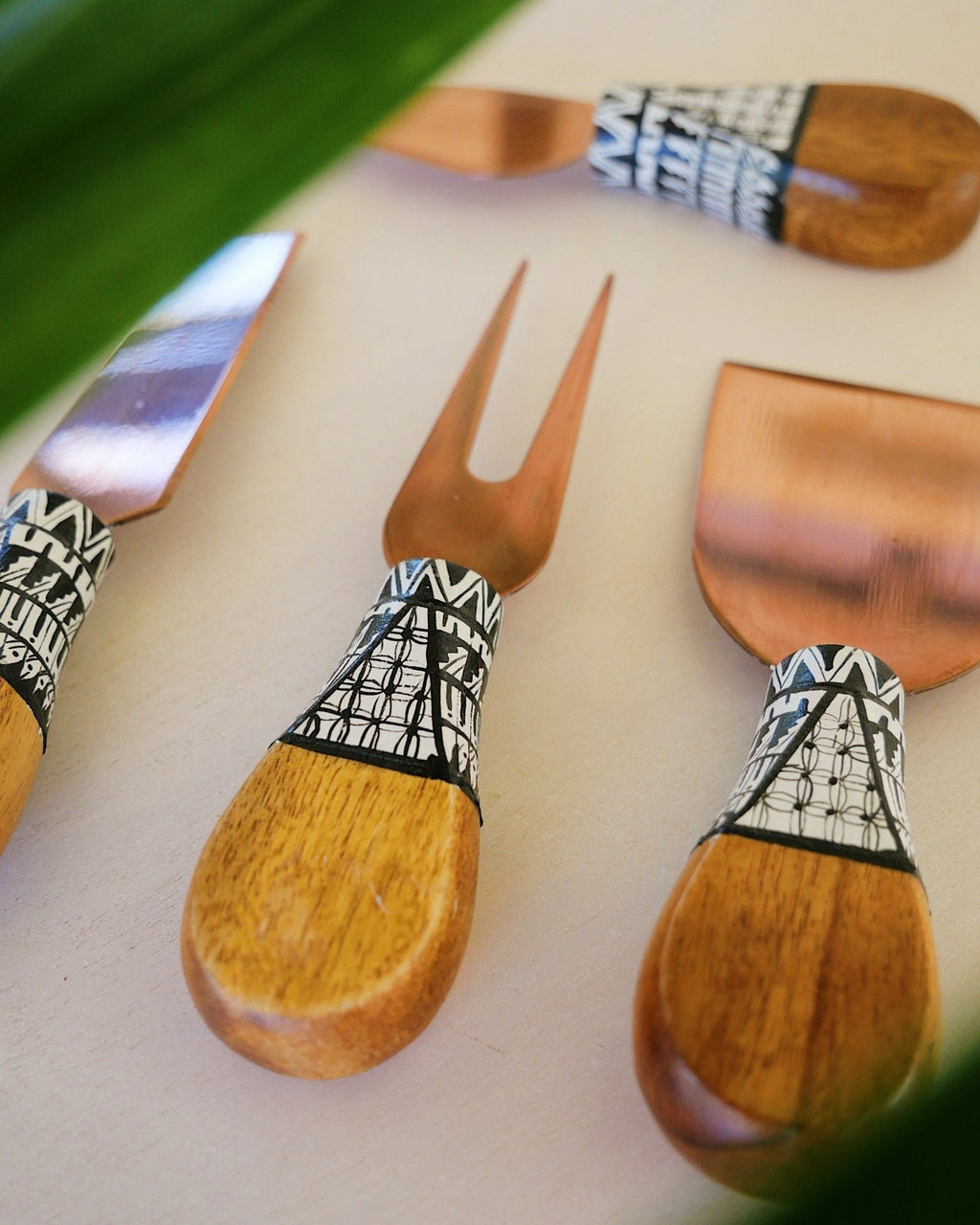Utensil Set in Mayan Walnut - Anne Sidora Unique Poetic gift boutique in Los Cabos