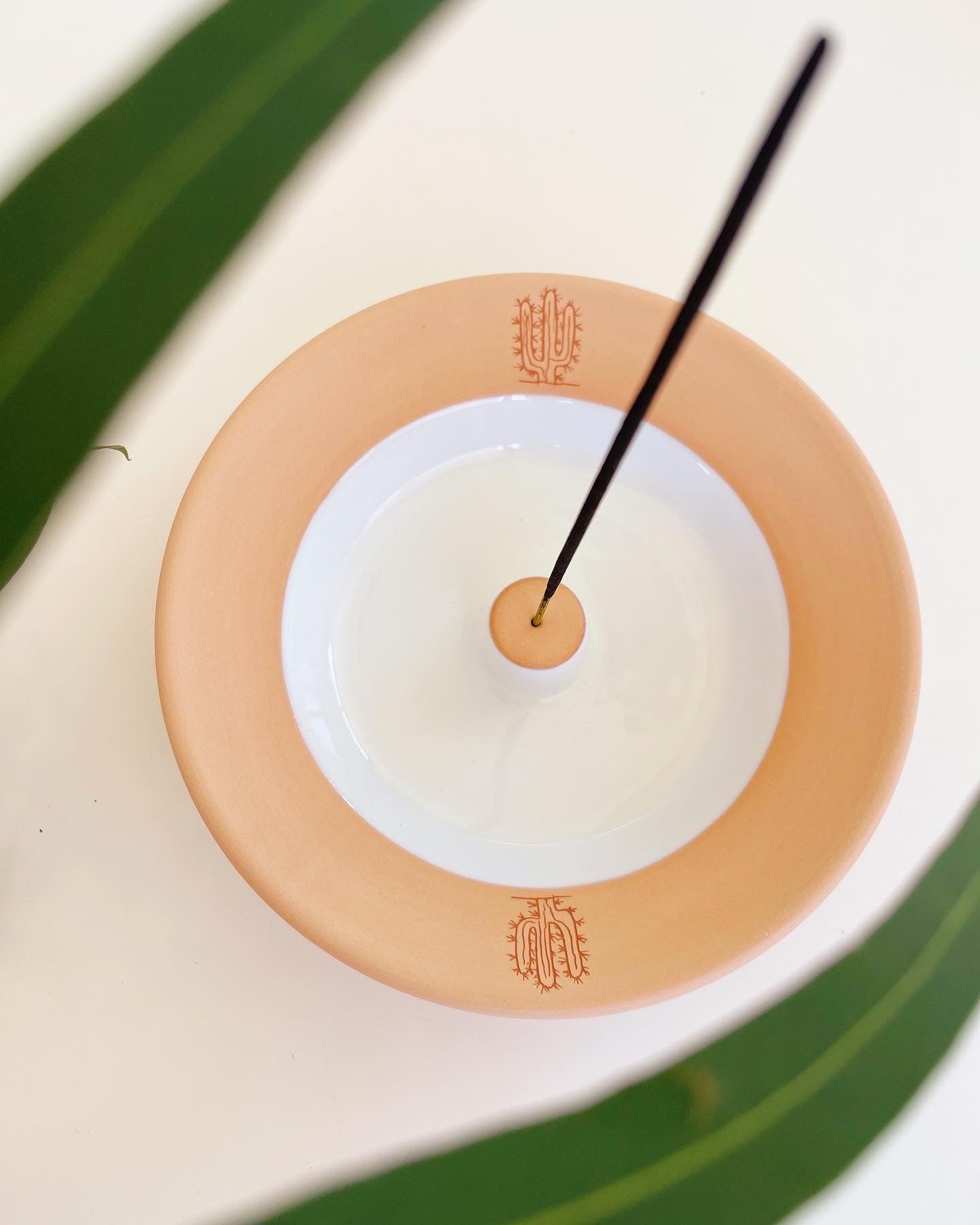 Cactus incense holder in beige